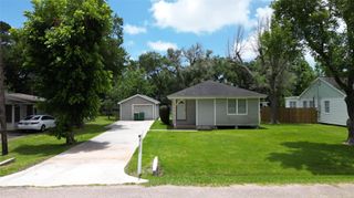 2109 Magnolia Drive, La Marque, TX 77568