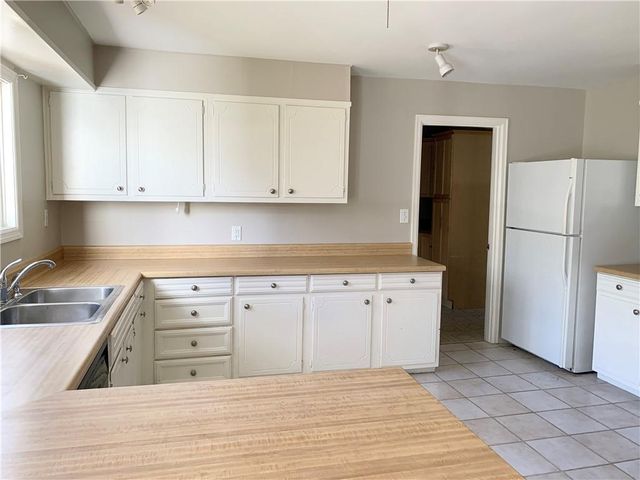 4625 Kings Down Road, Dunwoody, GA 30338