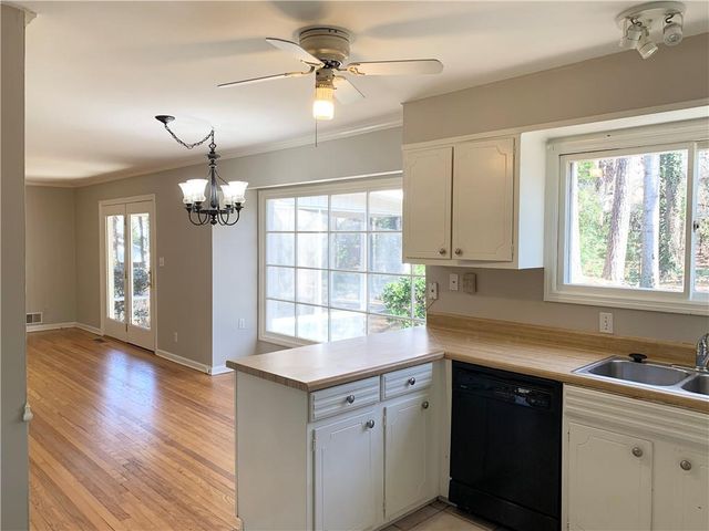 4625 Kings Down Road, Dunwoody, GA 30338