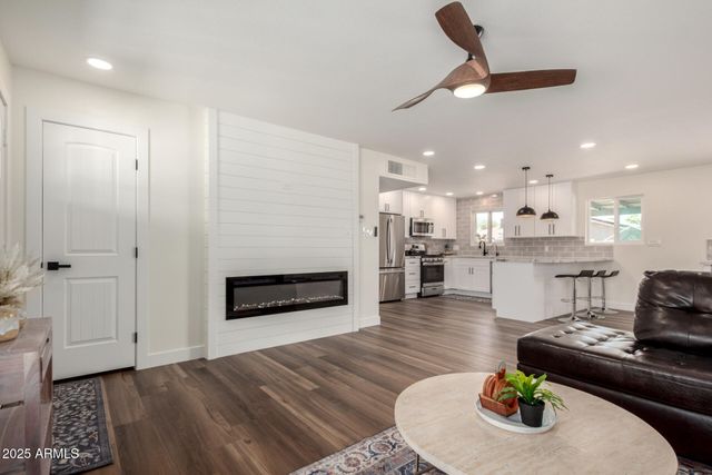 1539 W 5TH Street, Tempe, AZ 85281