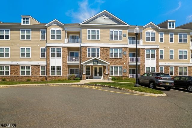 6102 Veterans Dr 102, Rockaway Twp., NJ 07885