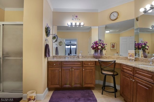 6102 Veterans Dr 102, Rockaway Twp., NJ 07885