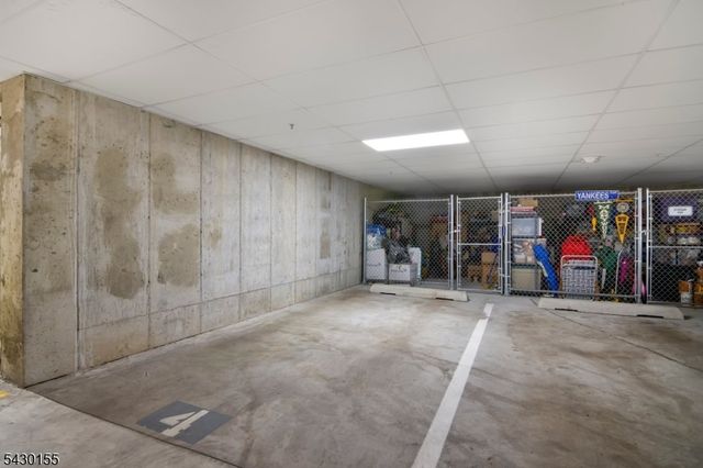 6102 Veterans Dr 102, Rockaway Twp., NJ 07885