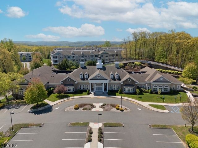 6102 Veterans Dr 102, Rockaway Twp., NJ 07885