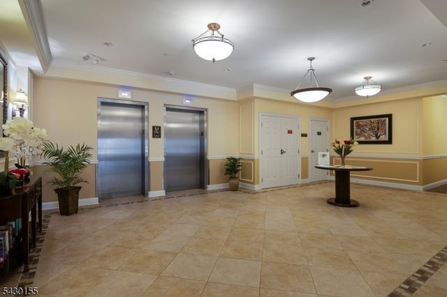 6102 Veterans Dr 102, Rockaway Twp., NJ 07885