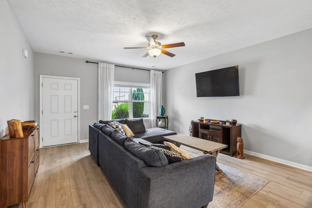 313 Durum St, Shelbyville, TN 37160