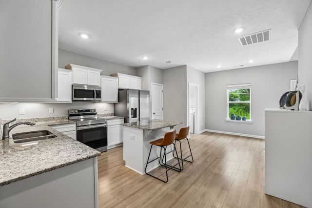 313 Durum St, Shelbyville, TN 37160