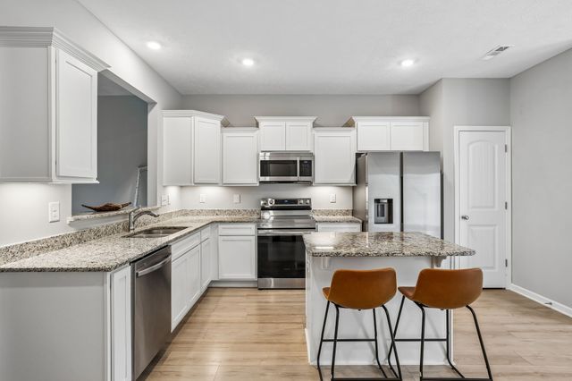 313 Durum St, Shelbyville, TN 37160