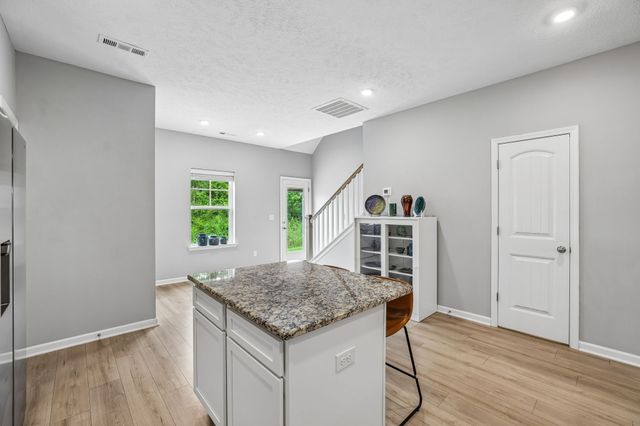 313 Durum St, Shelbyville, TN 37160