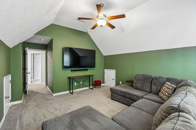 313 Durum St, Shelbyville, TN 37160