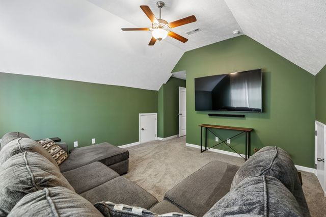 313 Durum St, Shelbyville, TN 37160