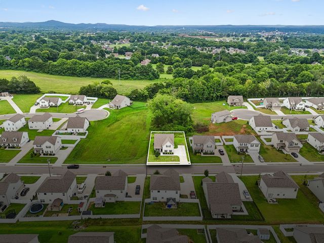313 Durum St, Shelbyville, TN 37160