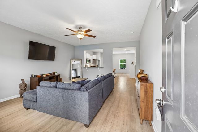 313 Durum St, Shelbyville, TN 37160
