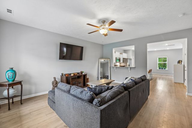 313 Durum St, Shelbyville, TN 37160