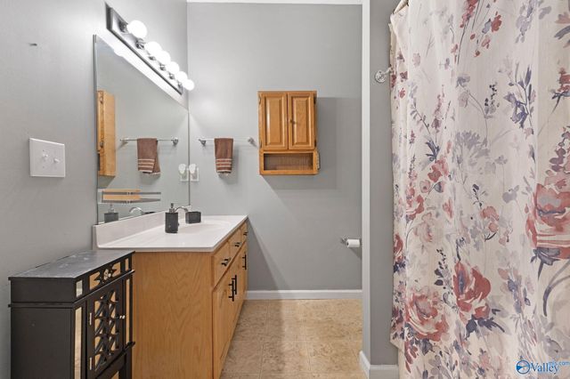 3816 Browns Valley Road, Guntersville, AL 35976