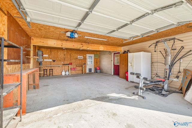 3816 Browns Valley Road, Guntersville, AL 35976