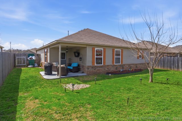 25233 E 93rd Court S, Broken Arrow, OK 74014