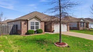 25233 E 93rd Court S, Broken Arrow, OK 74014