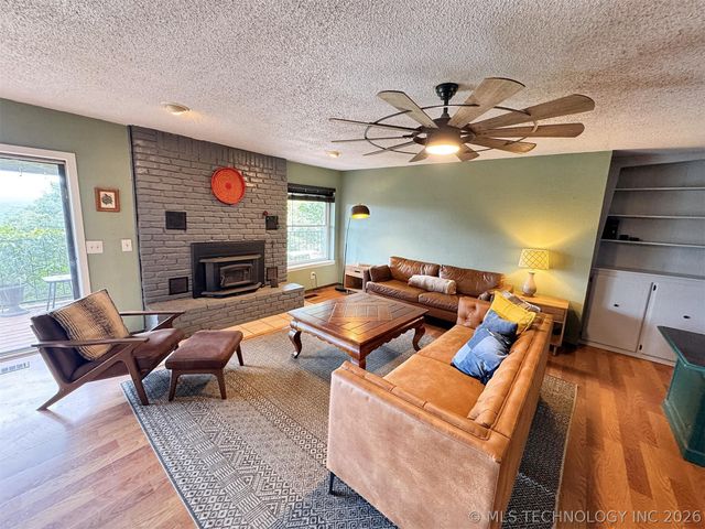 3278 W Southern Avenue, Hulbert, OK 74441