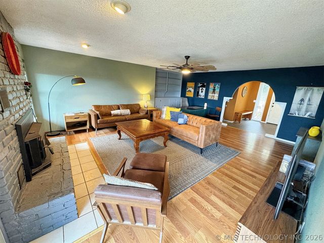 3278 W Southern Avenue, Hulbert, OK 74441