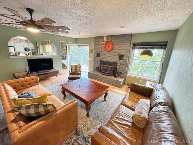 3278 W Southern Avenue, Hulbert, OK 74441