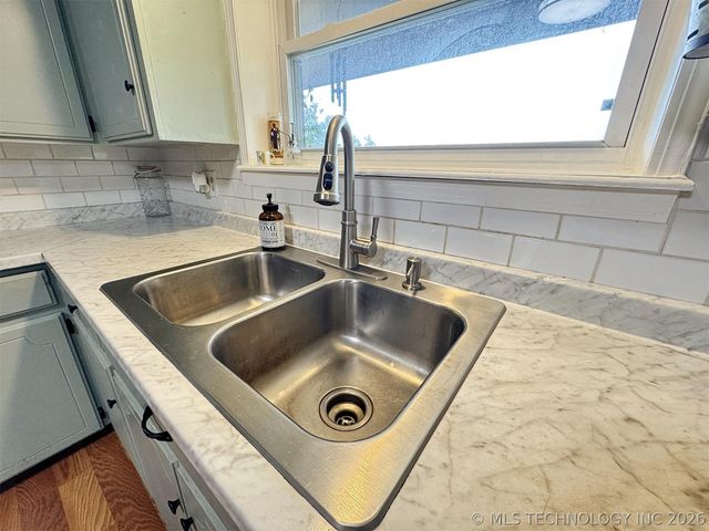 3278 W Southern Avenue, Hulbert, OK 74441