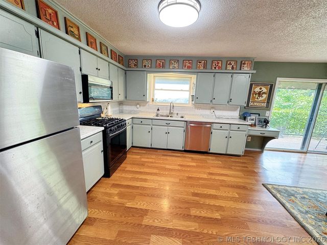 3278 W Southern Avenue, Hulbert, OK 74441