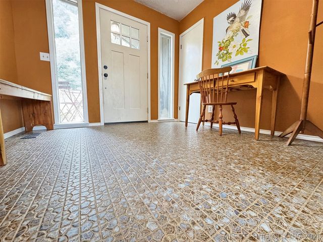 3278 W Southern Avenue, Hulbert, OK 74441