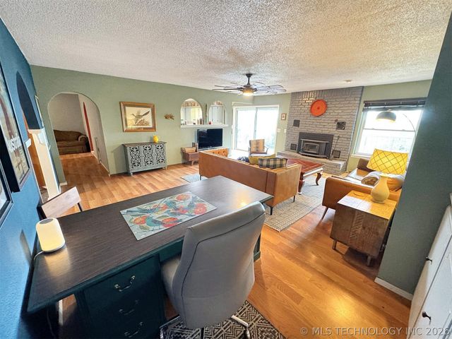 3278 W Southern Avenue, Hulbert, OK 74441