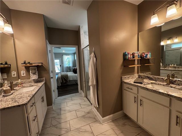 5231 Noble Oak Cove, Gainesville, GA 30504