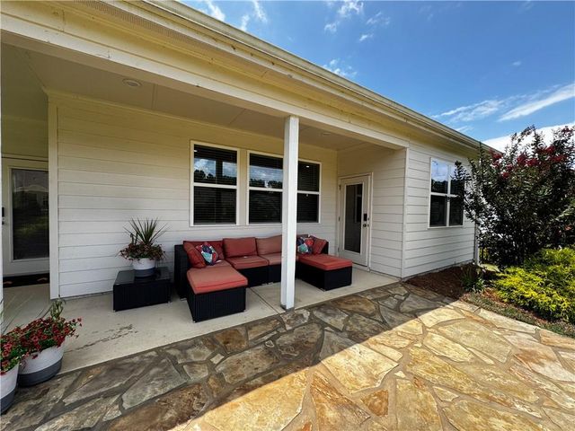 5231 Noble Oak Cove, Gainesville, GA 30504
