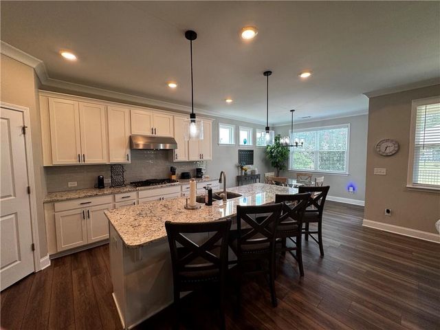 5231 Noble Oak Cove, Gainesville, GA 30504