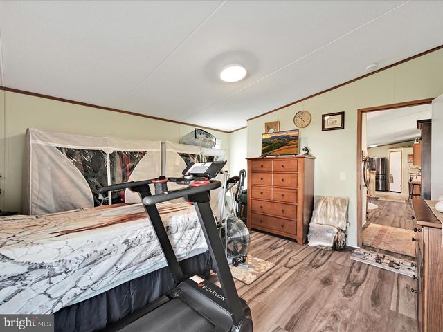 647 LILAC DR, New Providence, PA 17560