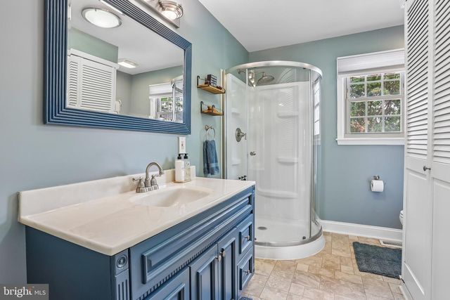 3 MEADOW LN, West Deptford, NJ 08096
