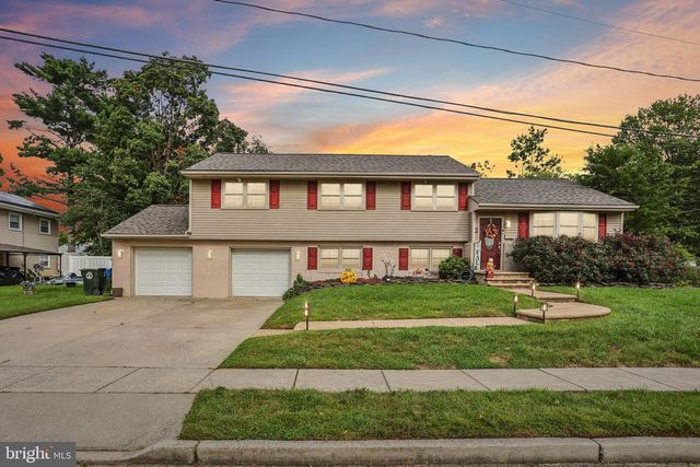 3 MEADOW LN, West Deptford, NJ 08096
