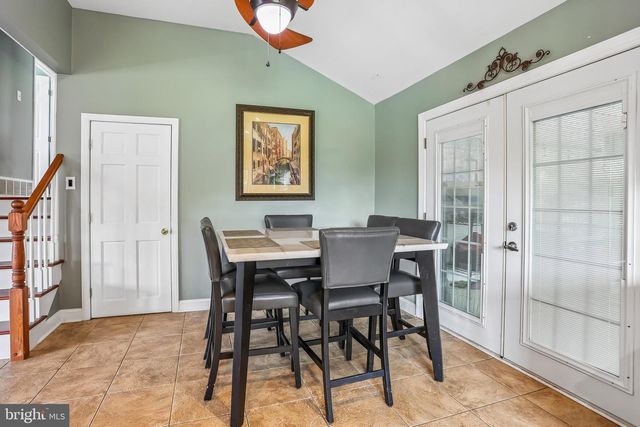 3 MEADOW LN, West Deptford, NJ 08096