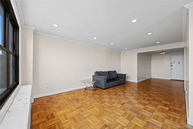 2835 Webb Avenue 9E, Bronx, NY 10468