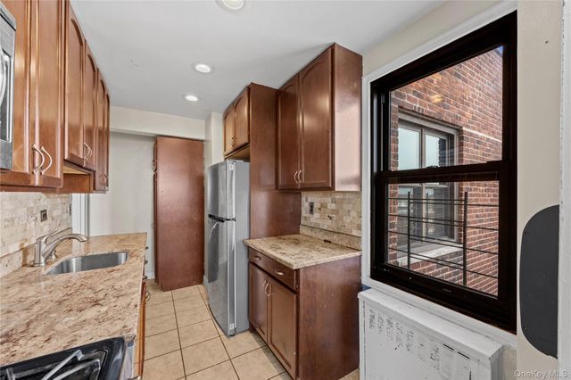 2835 Webb Avenue 9E, Bronx, NY 10468