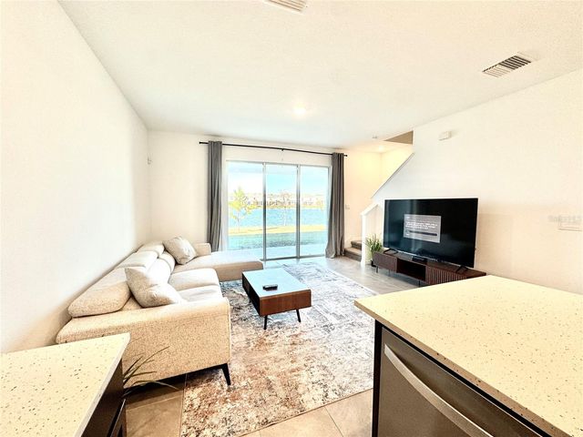 445 MANGROVE SHADE CIRCLE, Apollo Beach, FL 33572