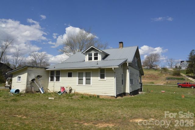 2710 New Leicester Highway, Leicester, NC 28748