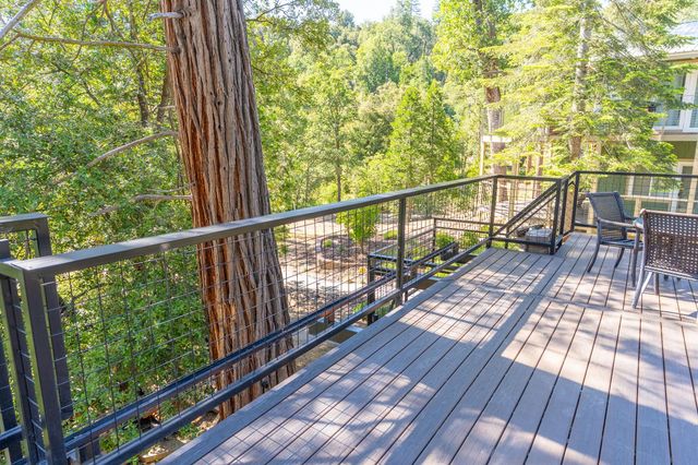 38954 Lake Point Court, Bass Lake, CA 93604
