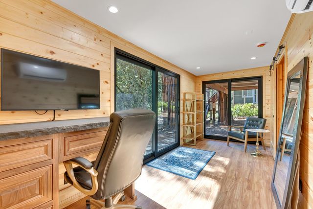 38954 Lake Point Court, Bass Lake, CA 93604