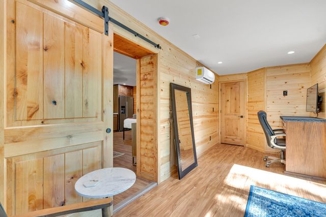 38954 Lake Point Court, Bass Lake, CA 93604