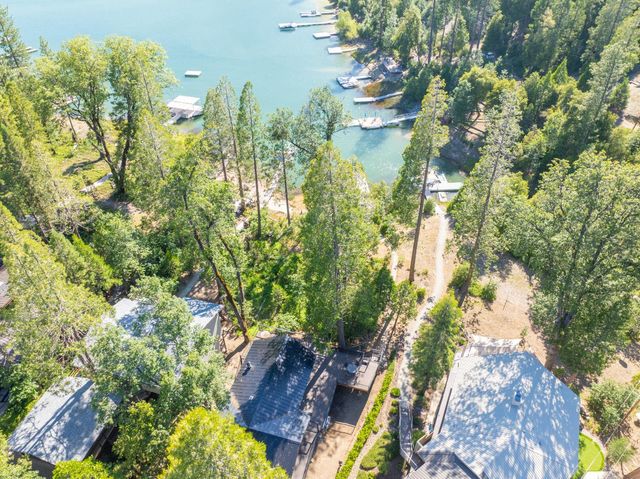 38954 Lake Point Court, Bass Lake, CA 93604