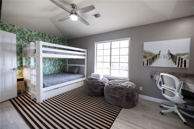 14130 E Cabana St 4B, Corpus Christi, TX 78418