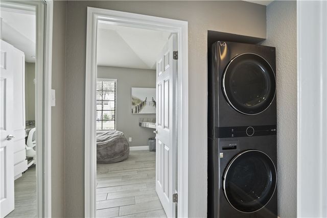 14130 E Cabana St 4B, Corpus Christi, TX 78418