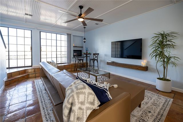 14130 E Cabana St 4B, Corpus Christi, TX 78418