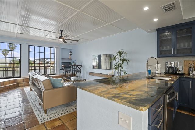 14130 E Cabana St 4B, Corpus Christi, TX 78418