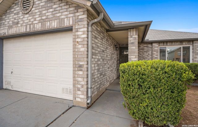 10124 Sunset Pl, San Antonio, TX 78245