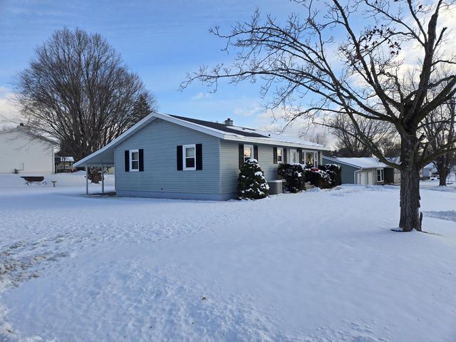 1332 East AVENUE N, Onalaska, WI 54650